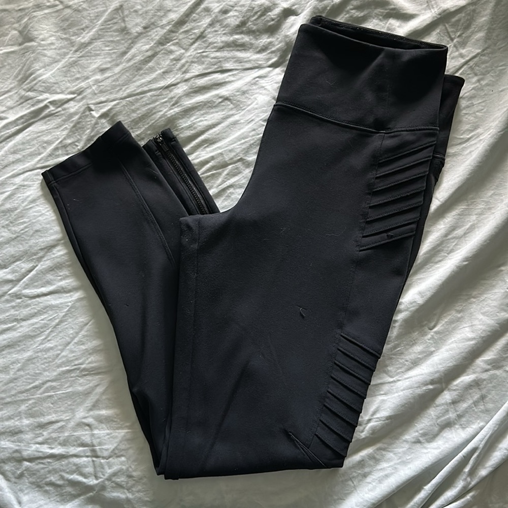 Athleta Delancy Moto Tight - Picture 5 of 8